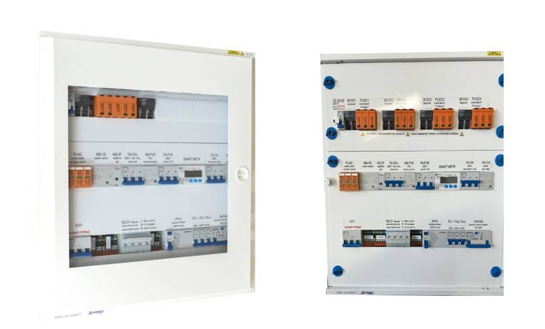 Rozvaděče fotovoltaické elektrárny s popsanými jističi a ochranami